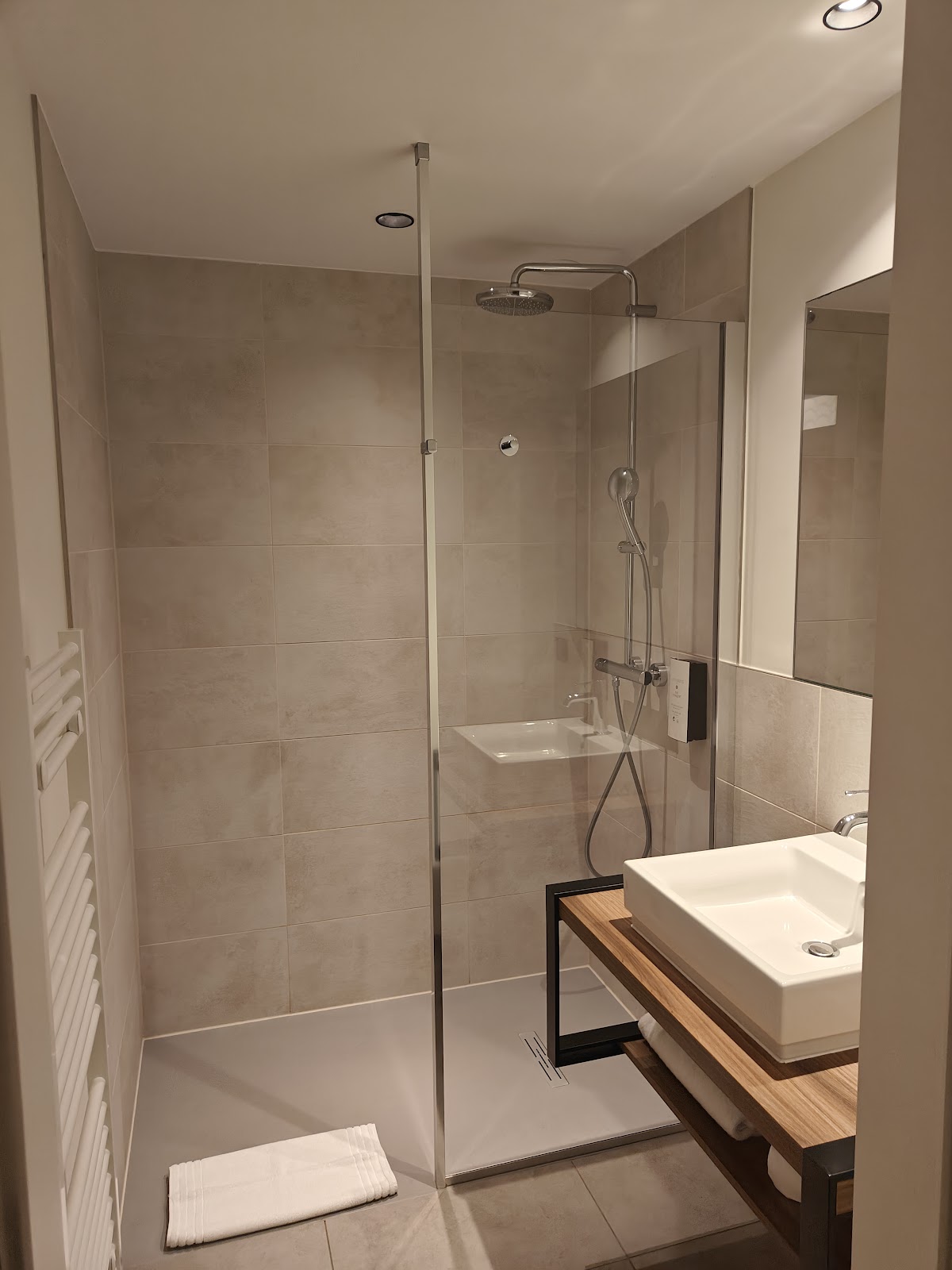 The Central Luxembourg Kirchberg - Smart Aparthotel