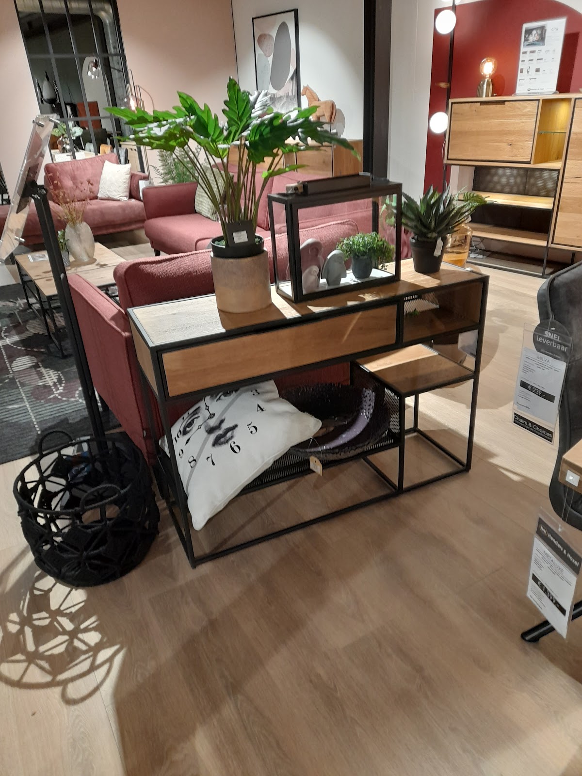 Home Center - Meubelboulevard Wolvega