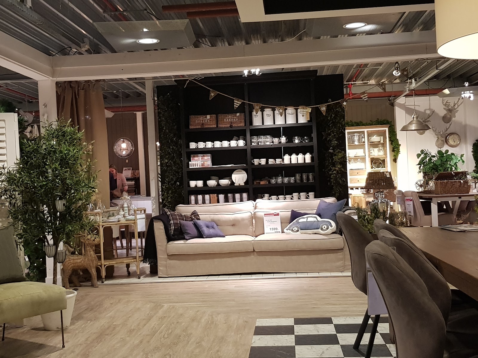 Home Center - Meubelboulevard Wolvega