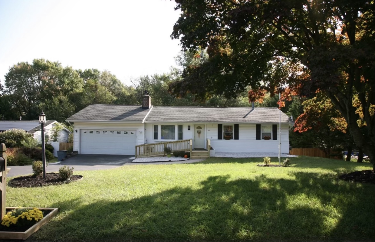 New Life Assisted Living Ellicott City - Dee Jay