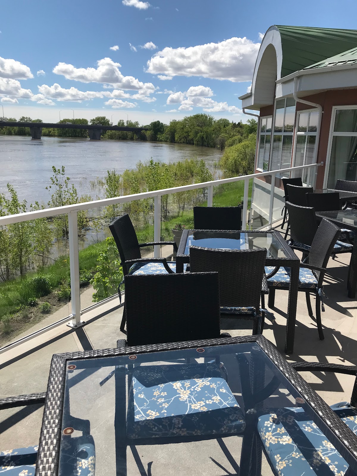 River Ridge Retirement Residence