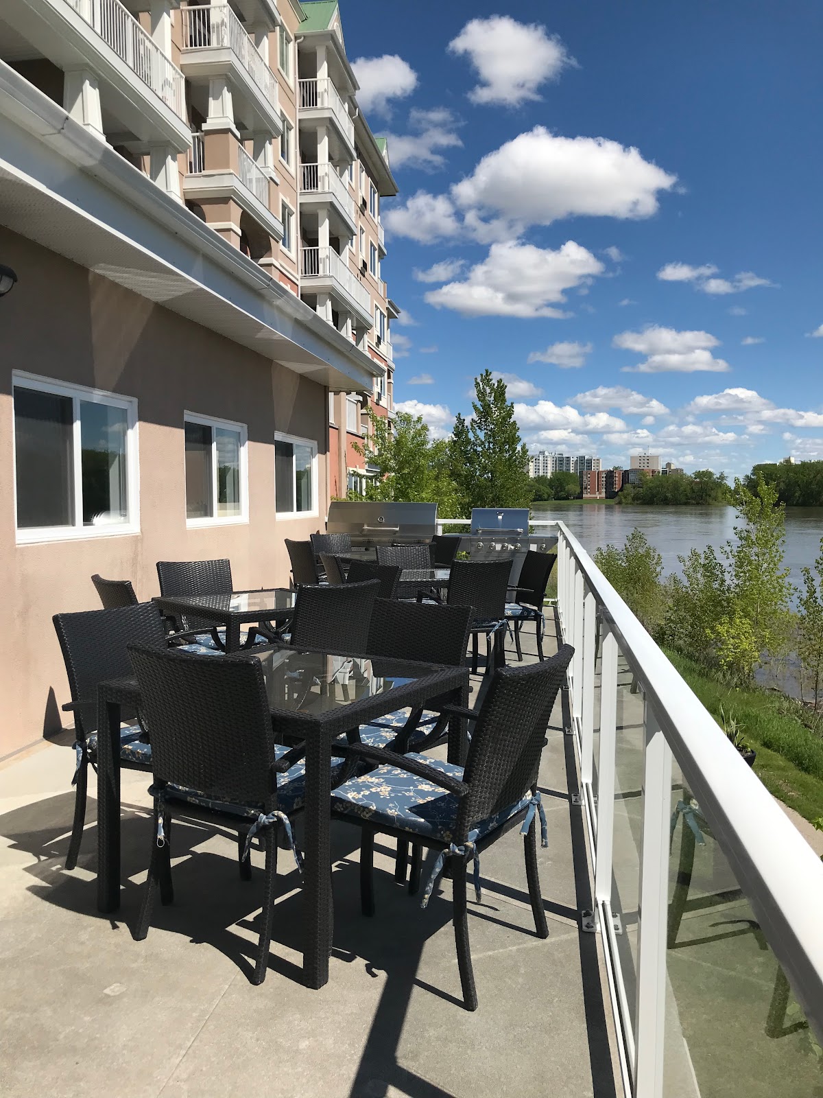 River Ridge Retirement Residence