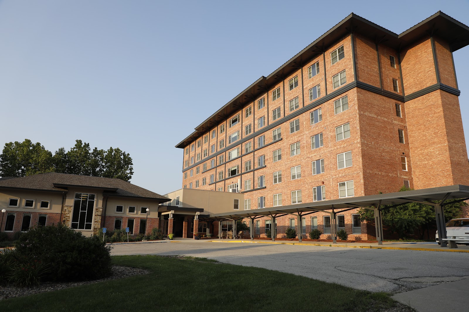 Heritage House, a WesleyLife Community for Healthy Living