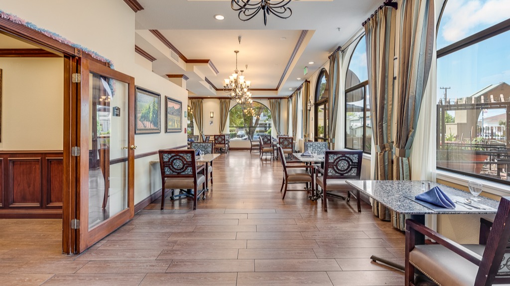 San Leandro Senior Living