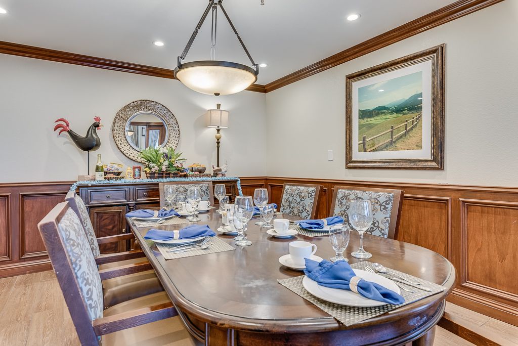 San Leandro Senior Living