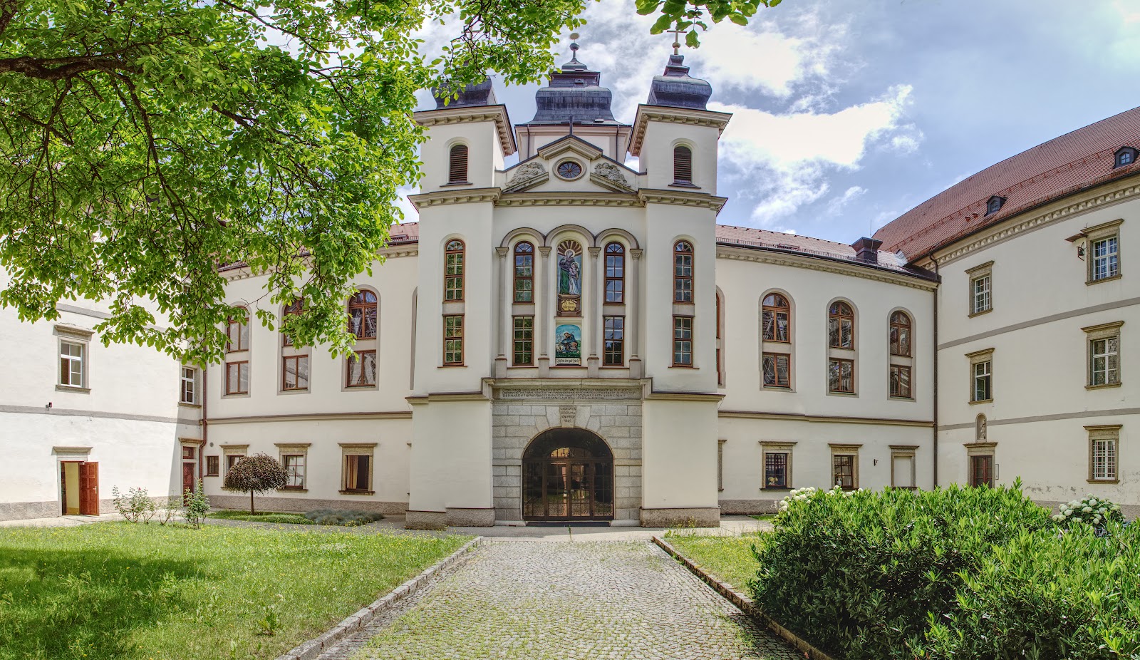 Kloster der Schwestern vom Guten Hirten Baumgartenberg