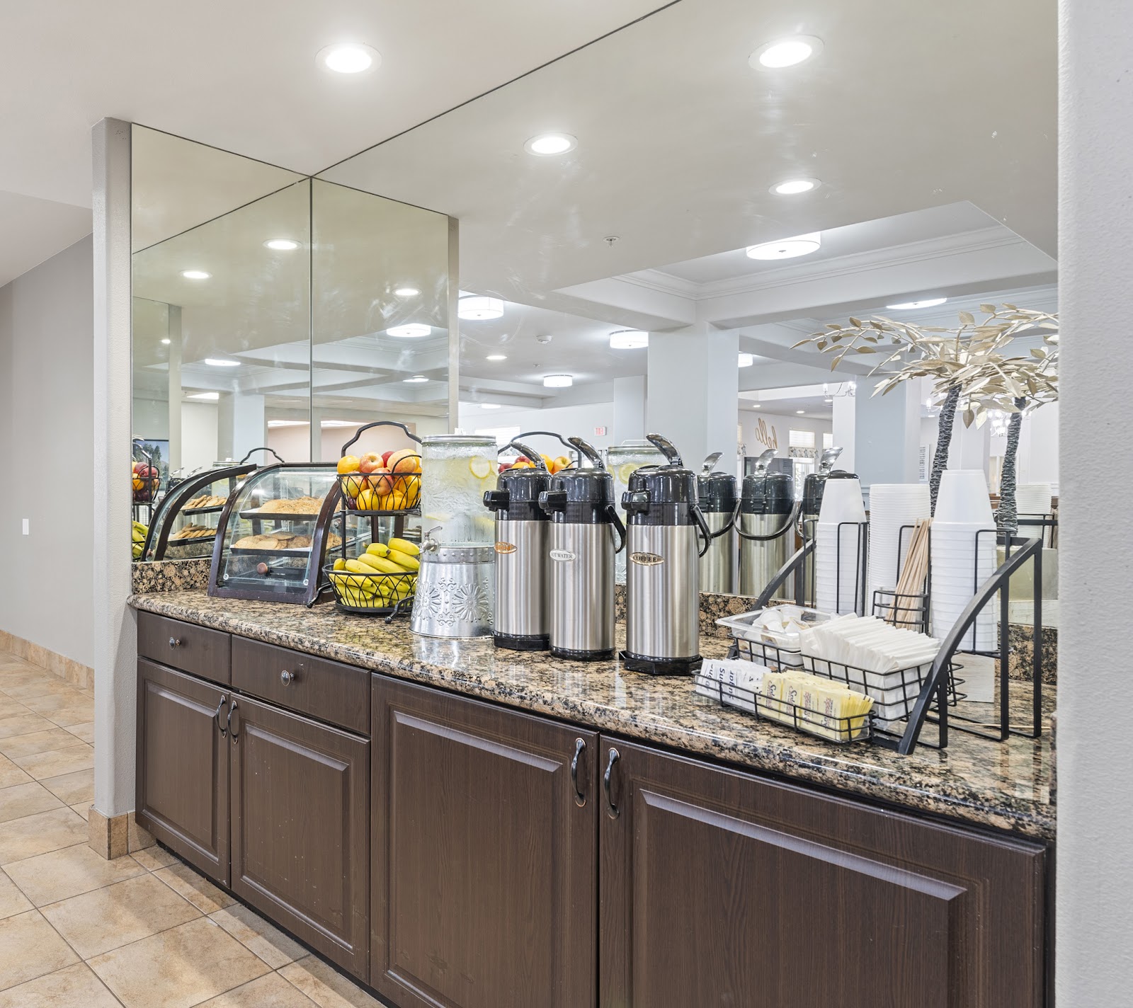 The Palms At La Quinta Gracious Retirement Living