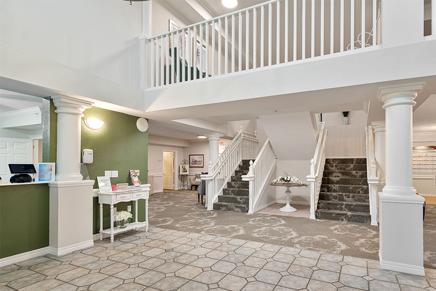 Lexington Manor