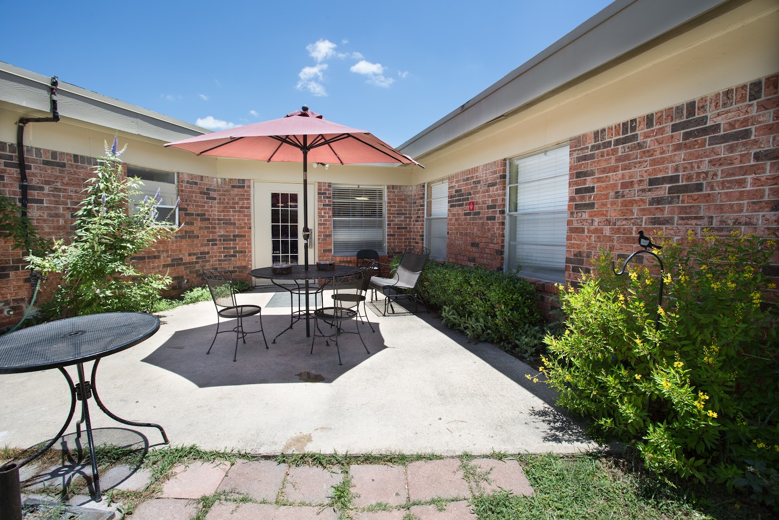 Magnolia Living & Rehabilitation