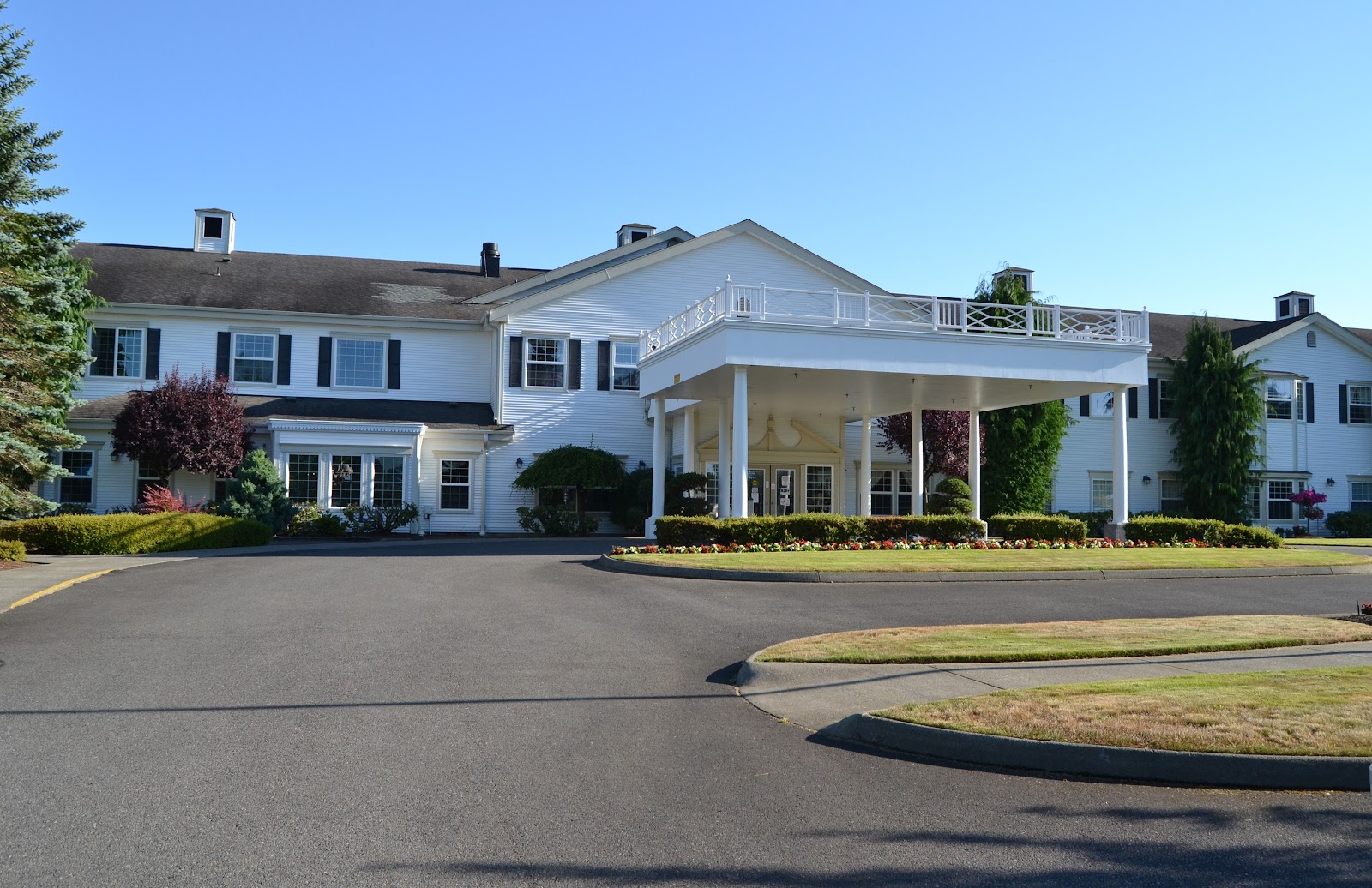 Colonial Residence at Stillwaters