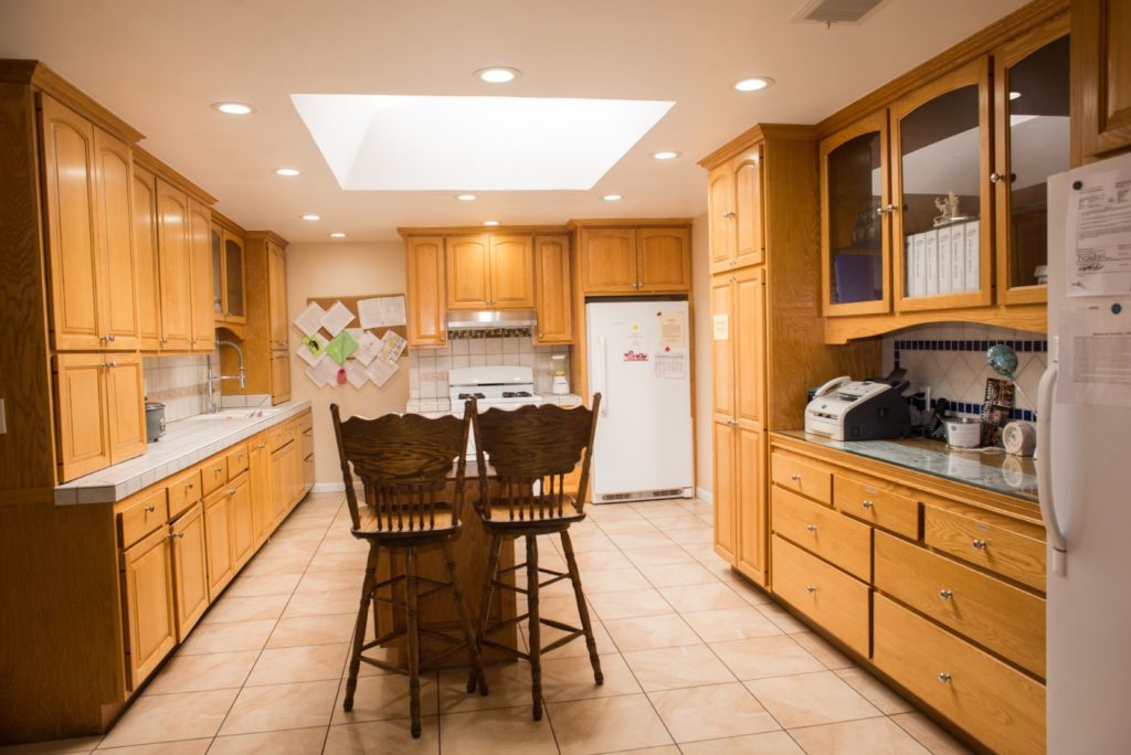 Guardian Angels Homes IV - Assisted Living and Memory Care in North Tustin, California