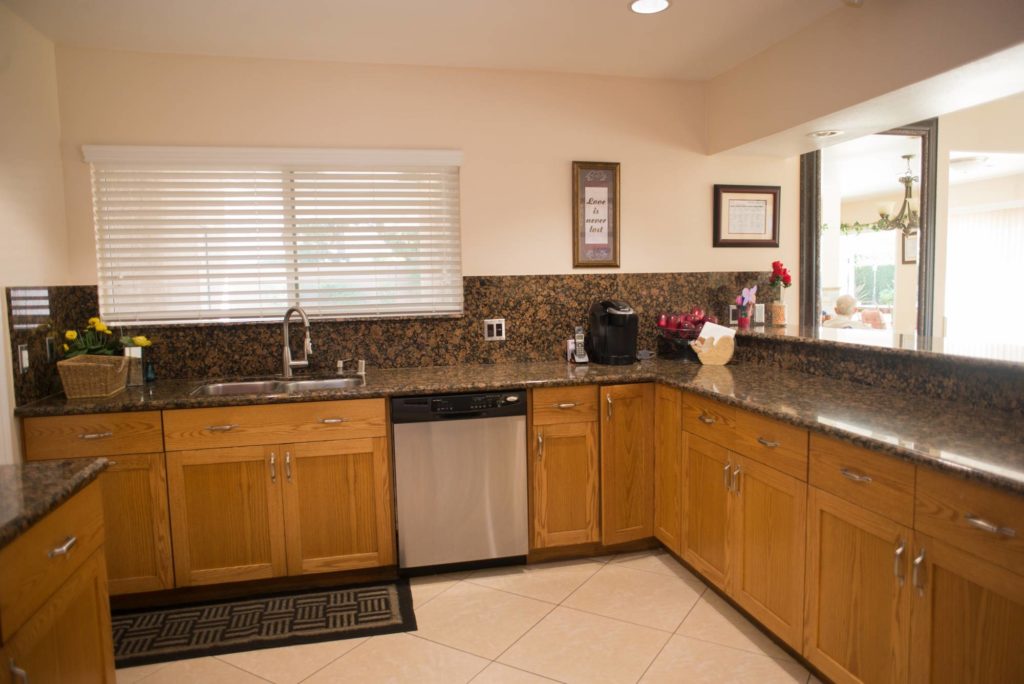 Guardian Angels Homes IV - Assisted Living and Memory Care in North Tustin, California