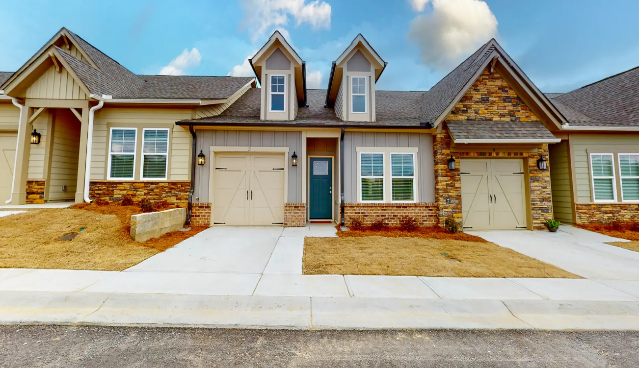 The Lodge at Stephens Lake (senior living)