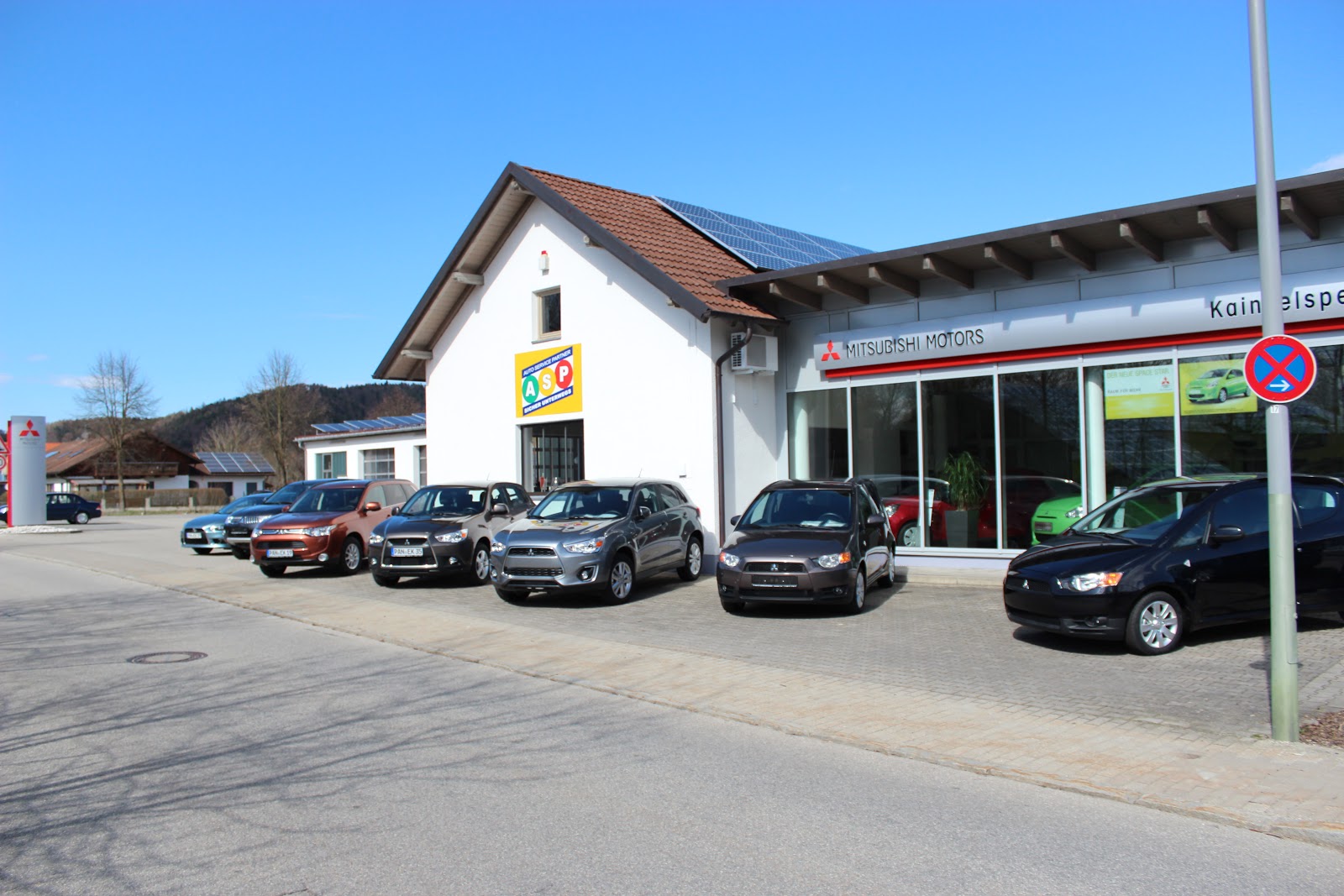 Auto Kainzelsperger -- Ihr Partner für Alle Fabrikate -- Mitsubishi Vertragshändler