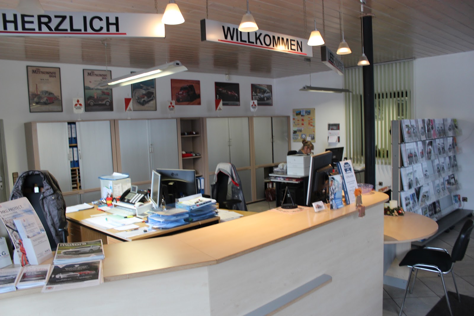 Auto Kainzelsperger -- Ihr Partner für Alle Fabrikate -- Mitsubishi Vertragshändler