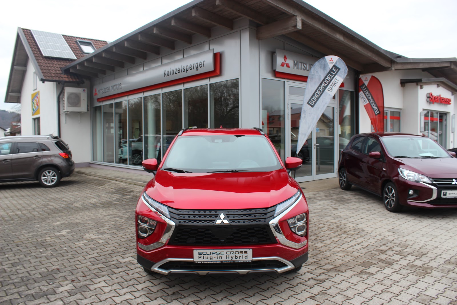 Auto Kainzelsperger -- Ihr Partner für Alle Fabrikate -- Mitsubishi Vertragshändler