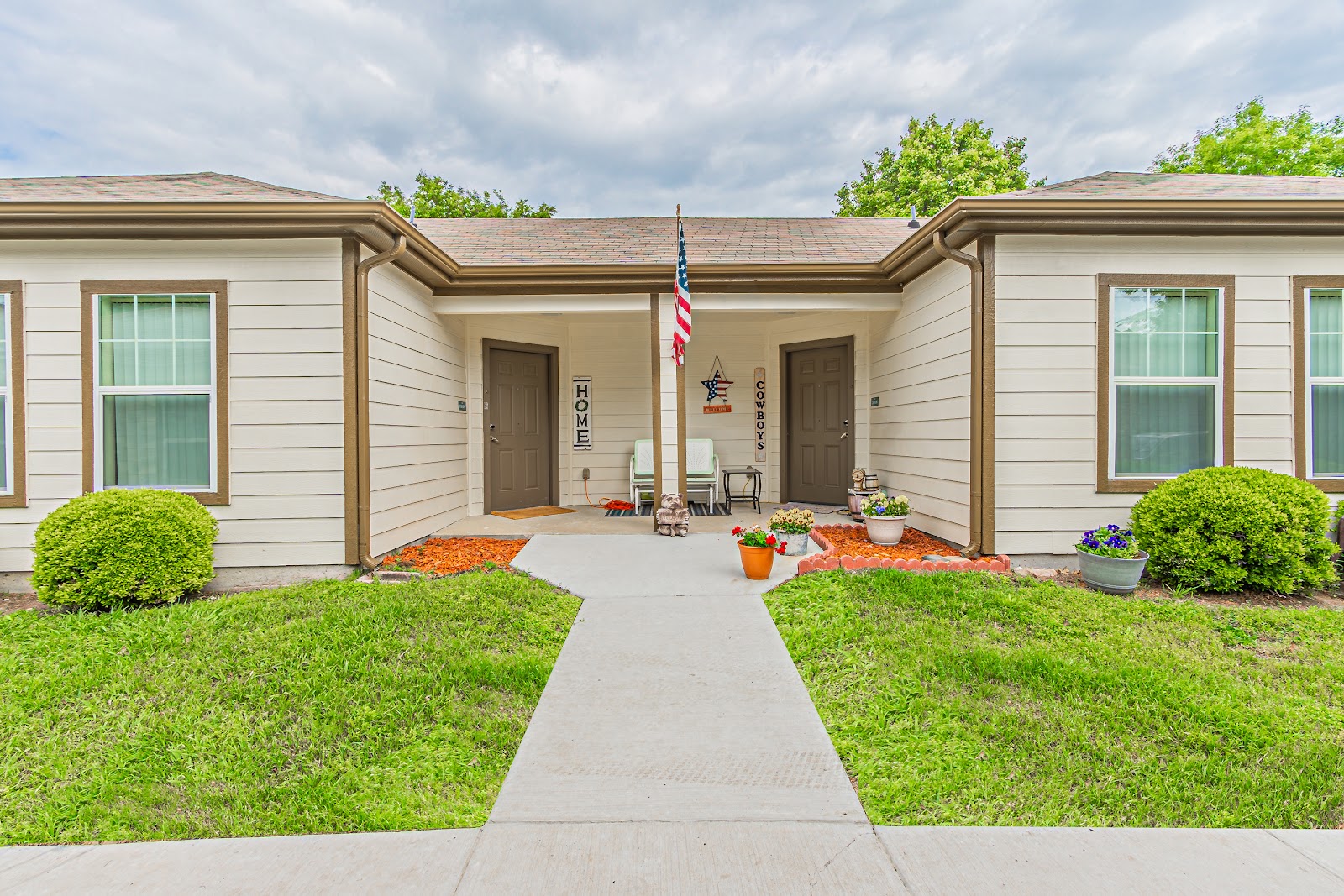 Park Manor Senior Apartments