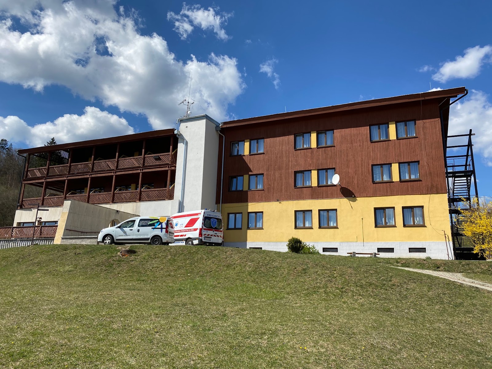 Senior residence