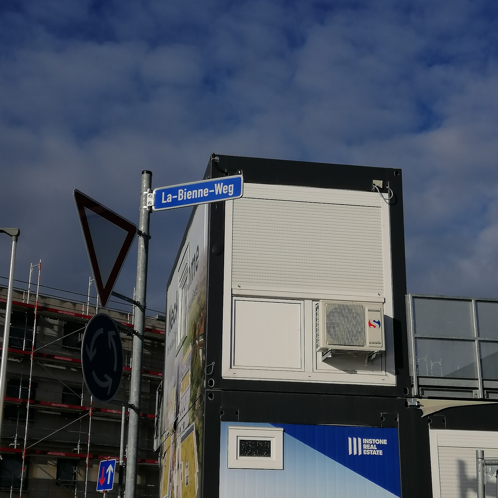Freundeskreis Mensch e.V. - Wohnhaus Dätzweg/ Tages- und Seniorenbetreuung/ Stationäres Wohnen