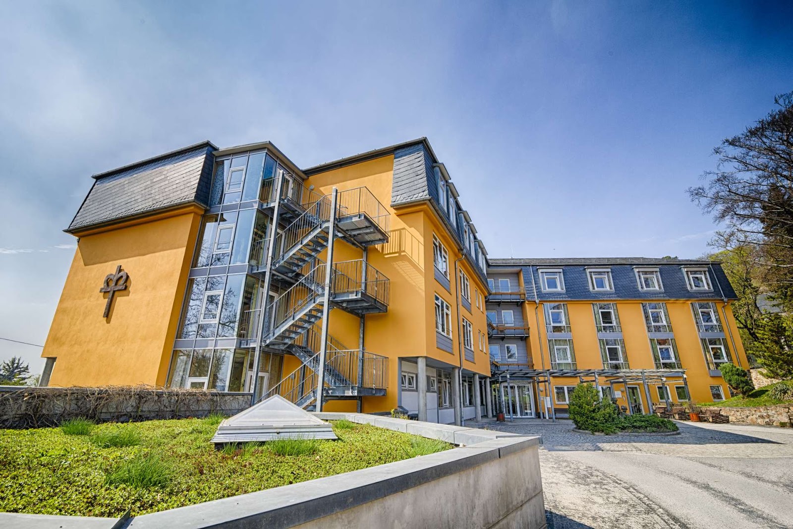 Altenpflegeheim "Neufriedstein" Radebeul, Diakonie Dresden