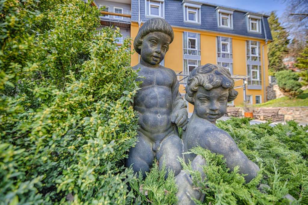 Altenpflegeheim "Neufriedstein" Radebeul, Diakonie Dresden