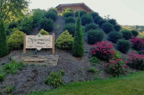 Spicewood Cottage's