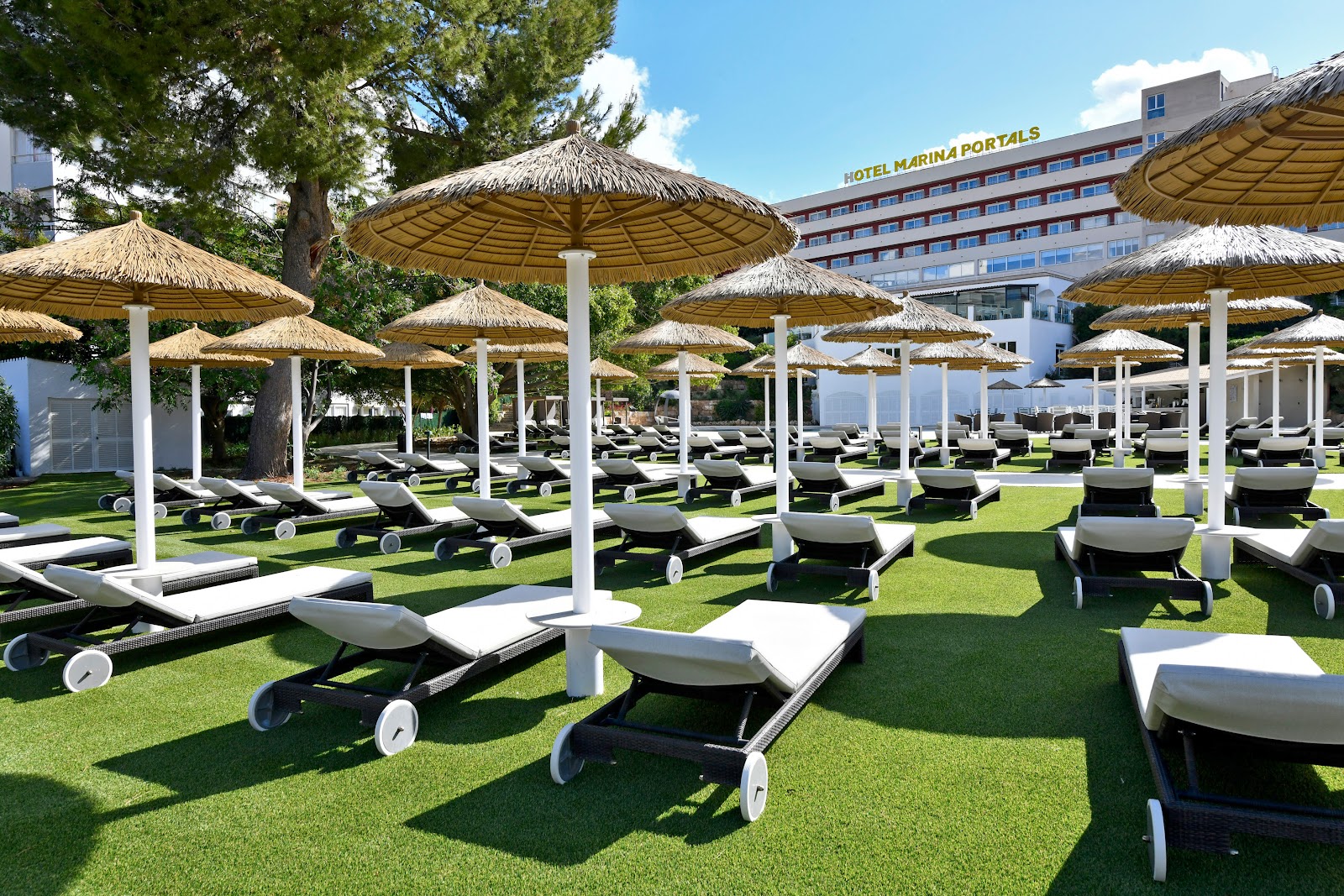 Sallès Hotels Marina Portals