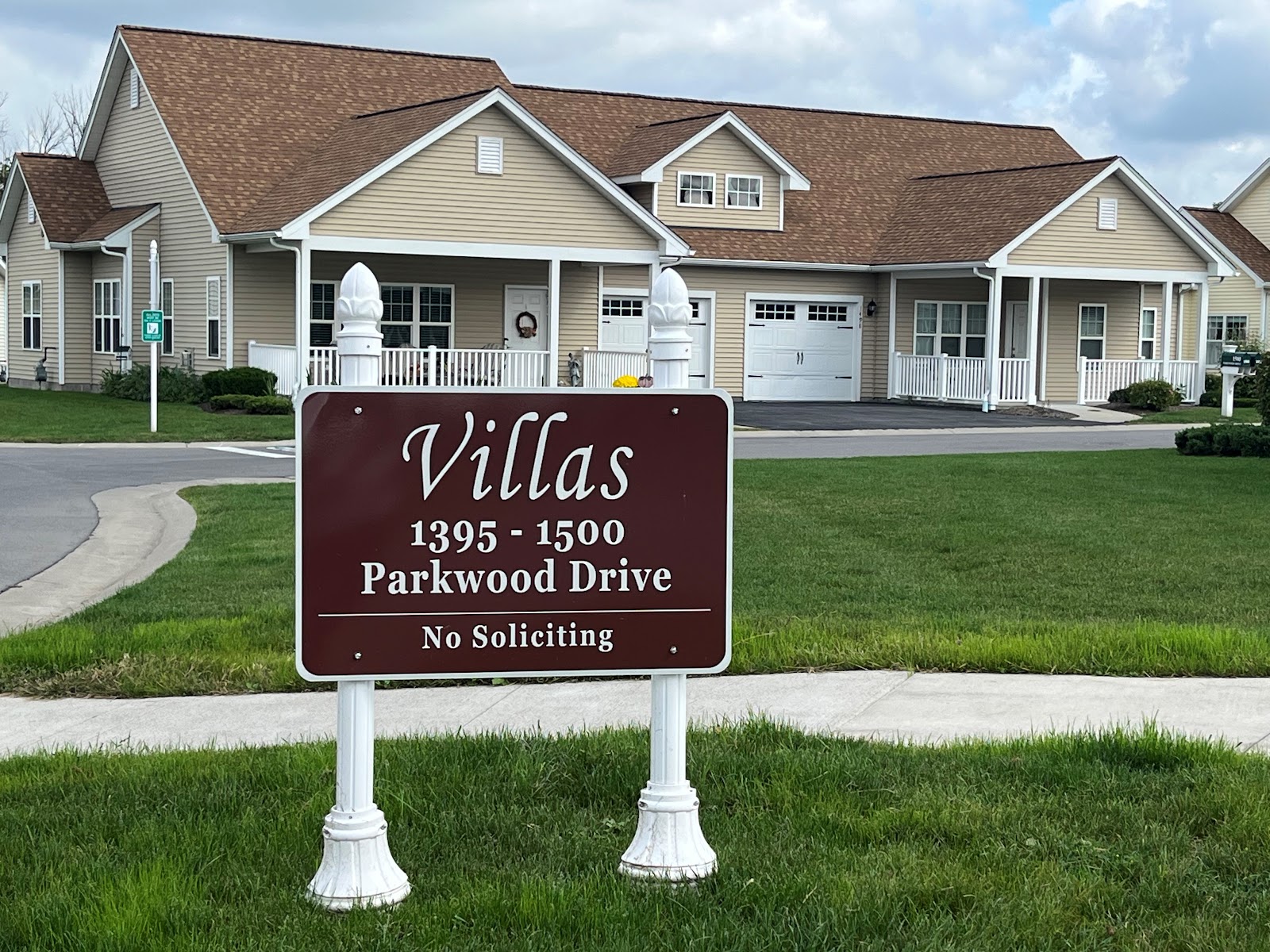 Parkwood Heights Senior Living Community