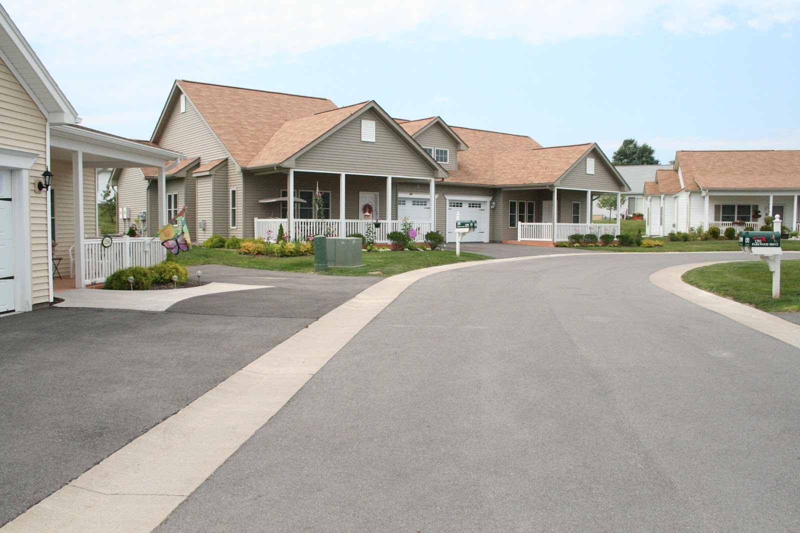 Parkwood Heights Senior Living Community