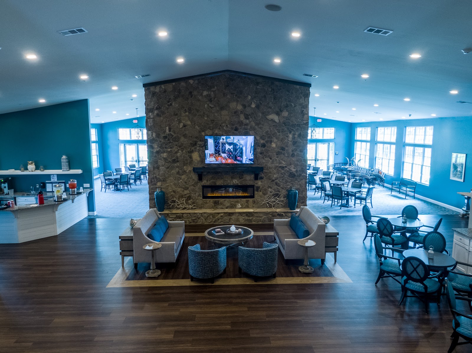 Manor Lake Assisted Living & Memory Care - Hiram