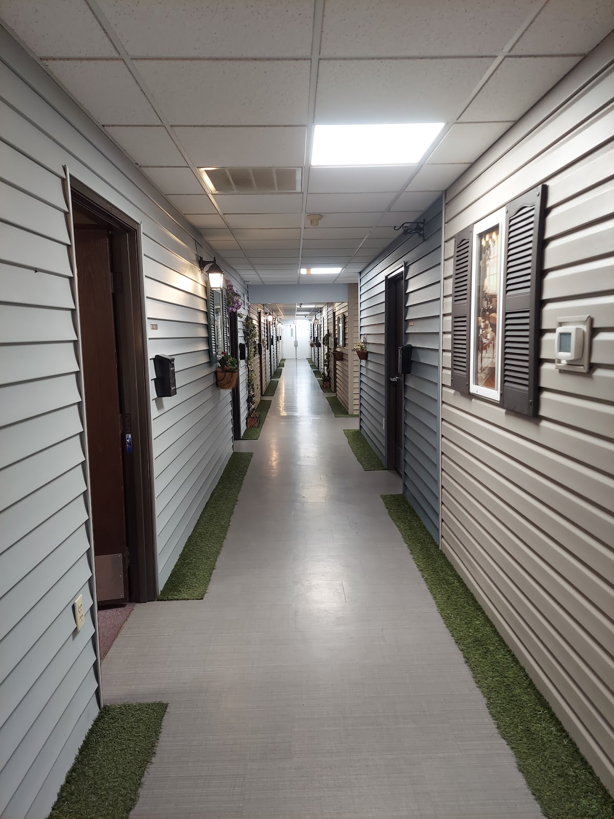 Hillside Manor Personal Care Home