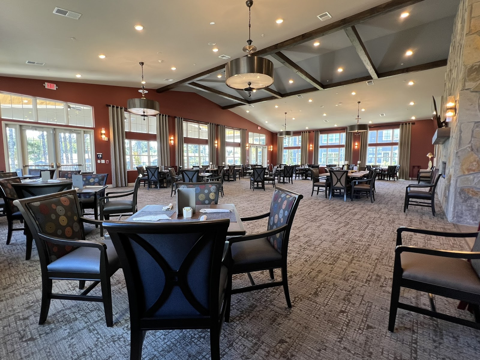 Manor Lake Assisted Living, Memory Care & Independent Living - Hickory Flat