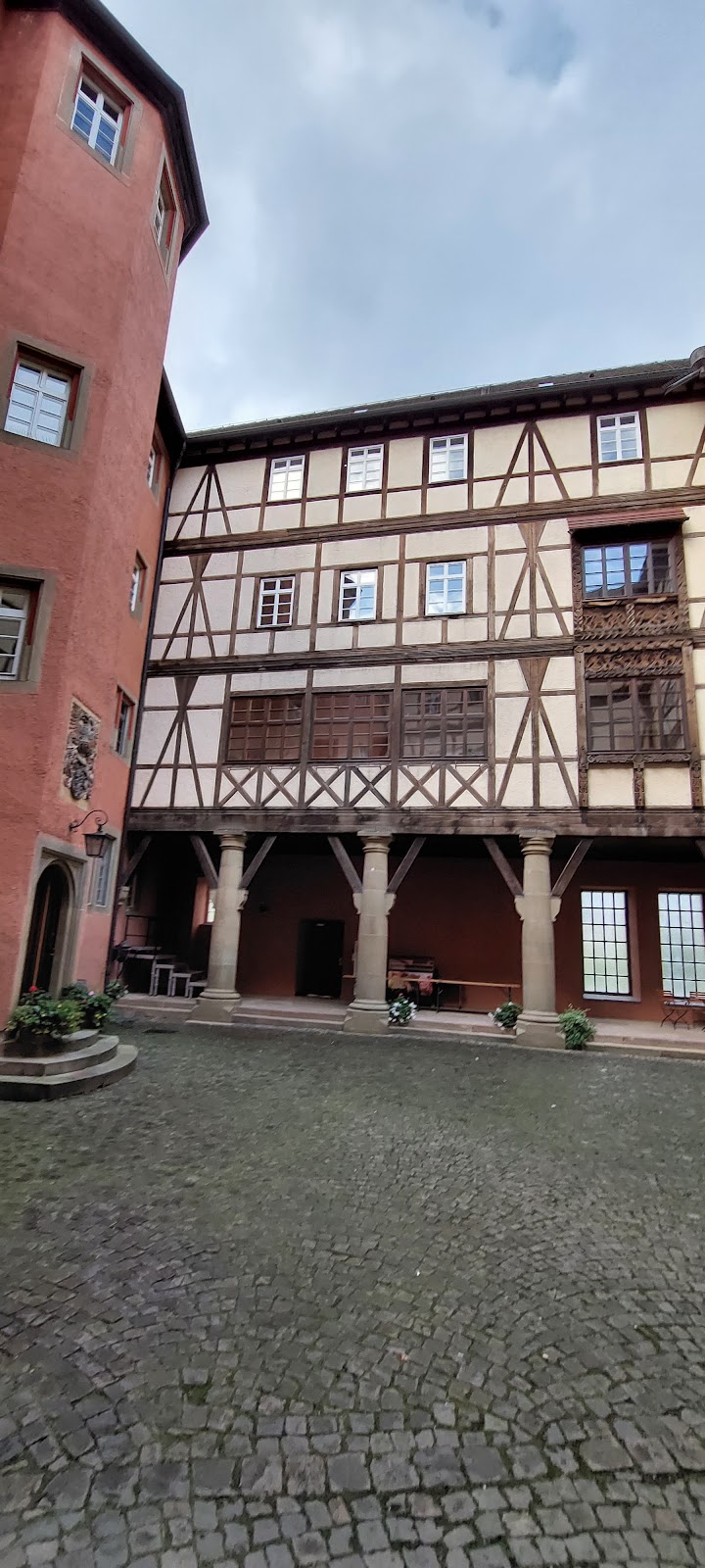 Schlossgymnasium Künzelsau - staatliches Aufbaugymnasium mit Internat