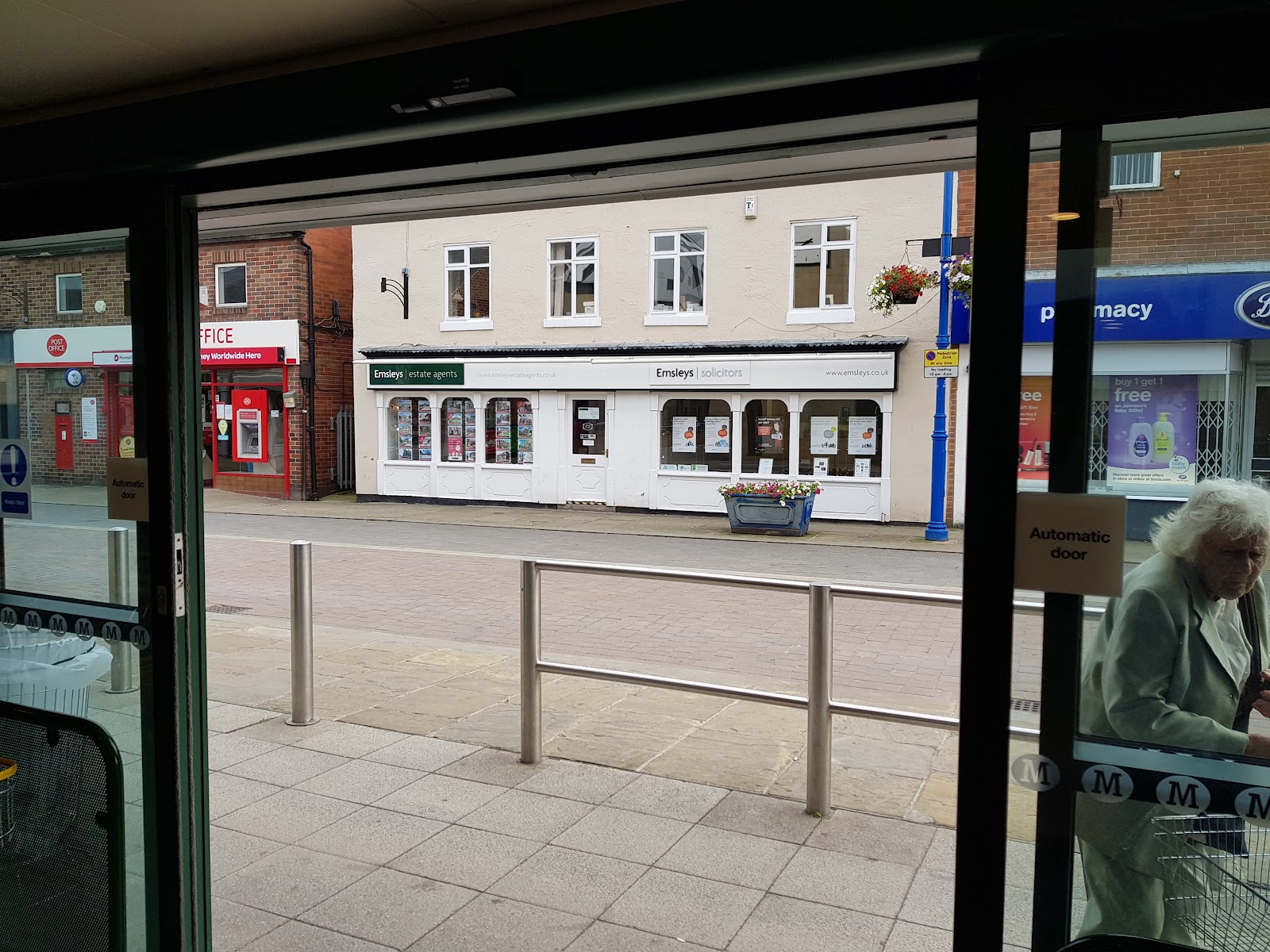 Emsleys Estate Agents - Rothwell