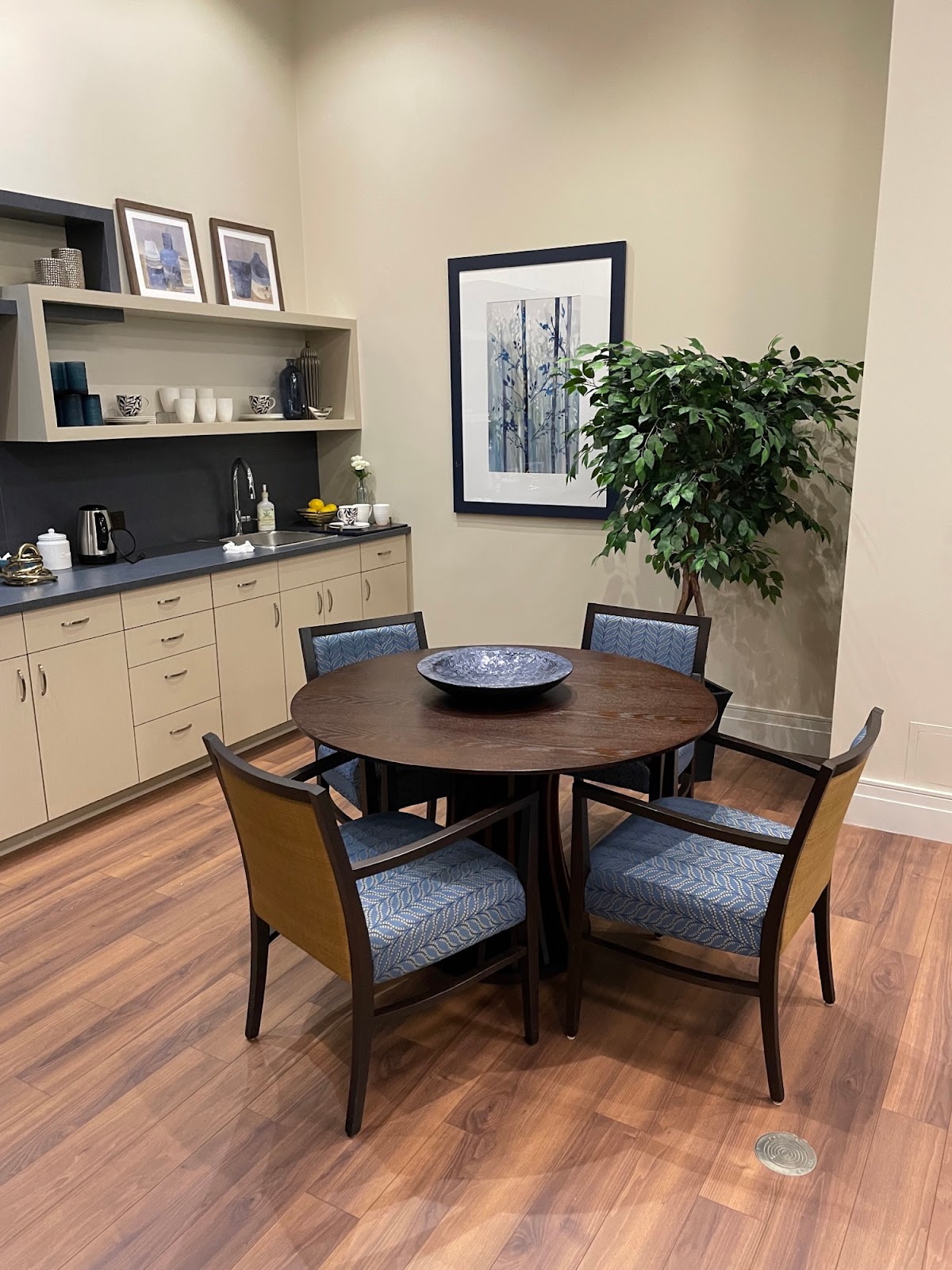 Oakville Estates Retirement Residence Presentation Centre