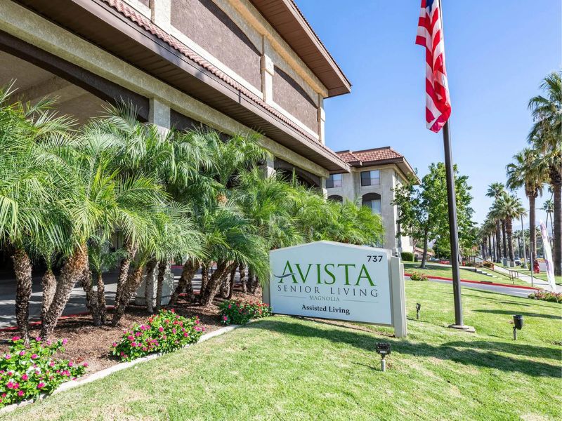 Vista Corona Senior Living