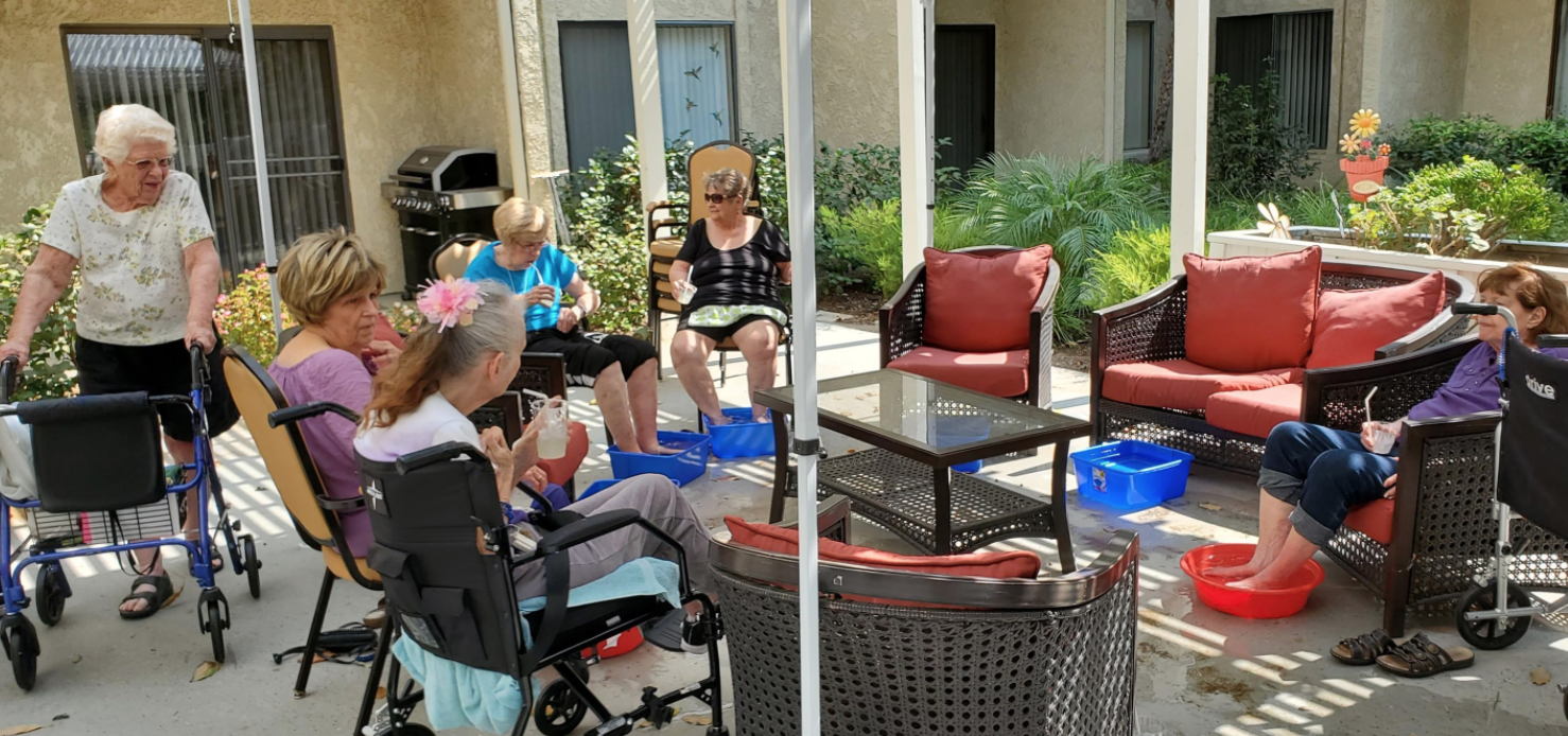 Vista Corona Senior Living