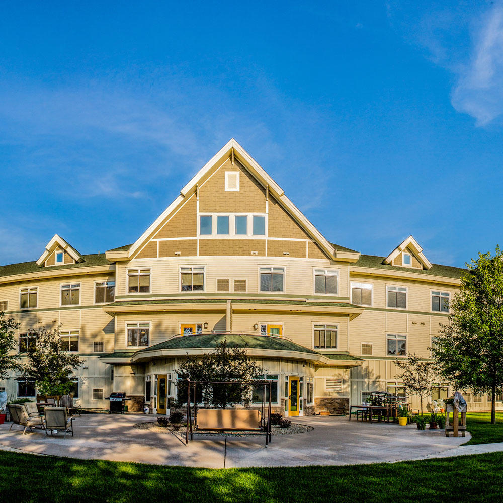 White Pine Advanced Assisted Living - Inver Grove Heights