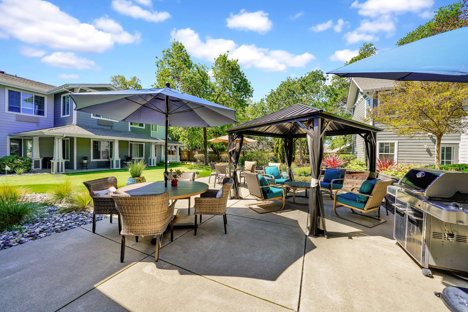 The Commons at Elk Grove