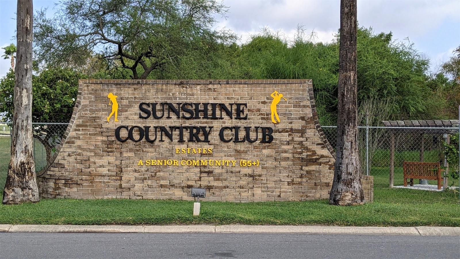 Sunshine Country Club Estates