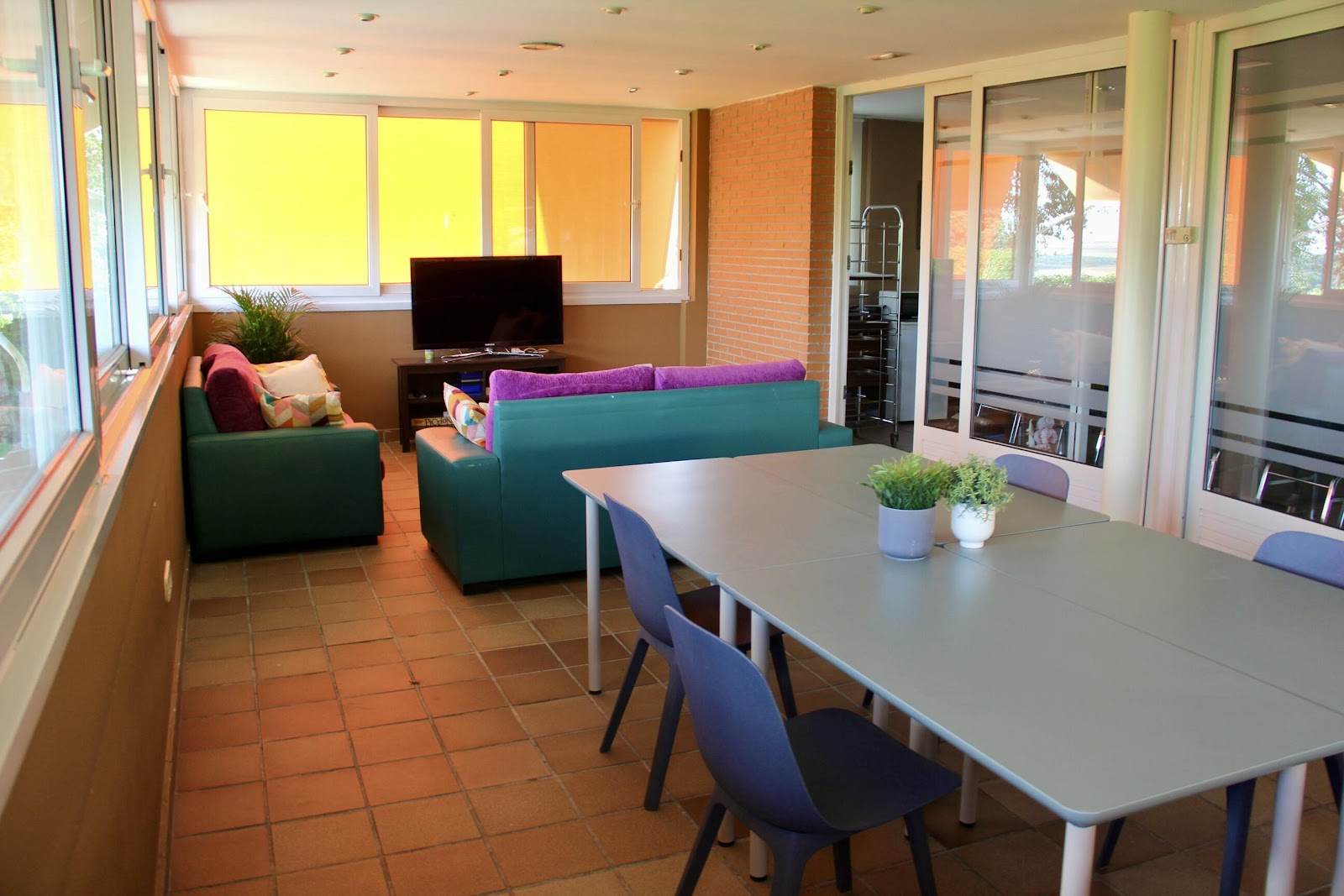 Residencia de Estudiantes "EL BOSQUE"