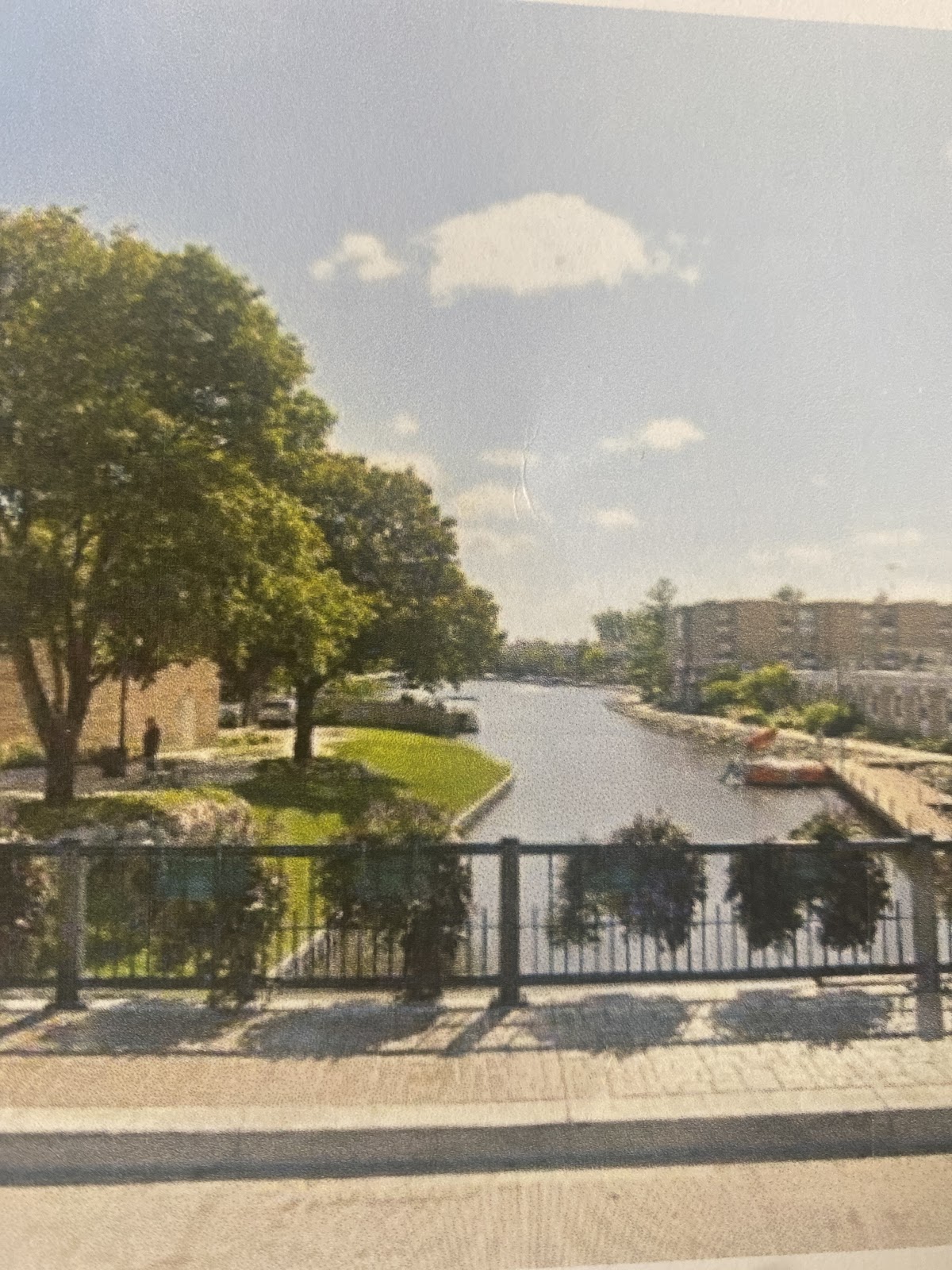 Riverside Residence