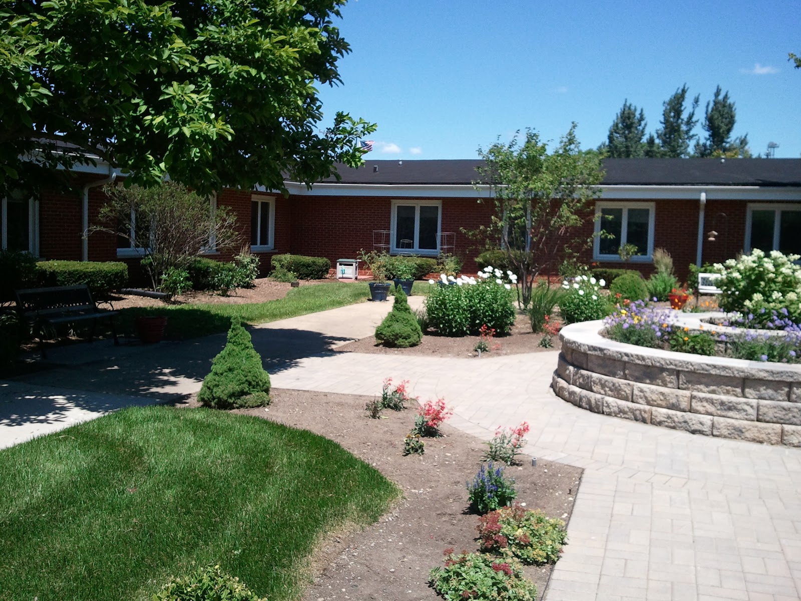 Prairie Crossing Living and Rehabilitation Center