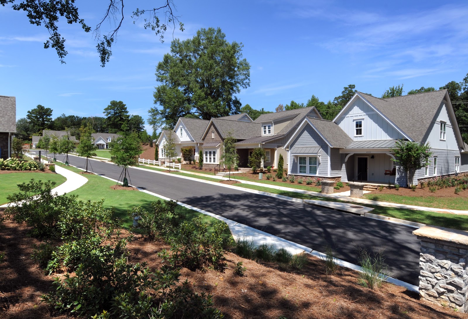 Sterling Estates of West Cobb Retirement Community - Independent & Assisted Living