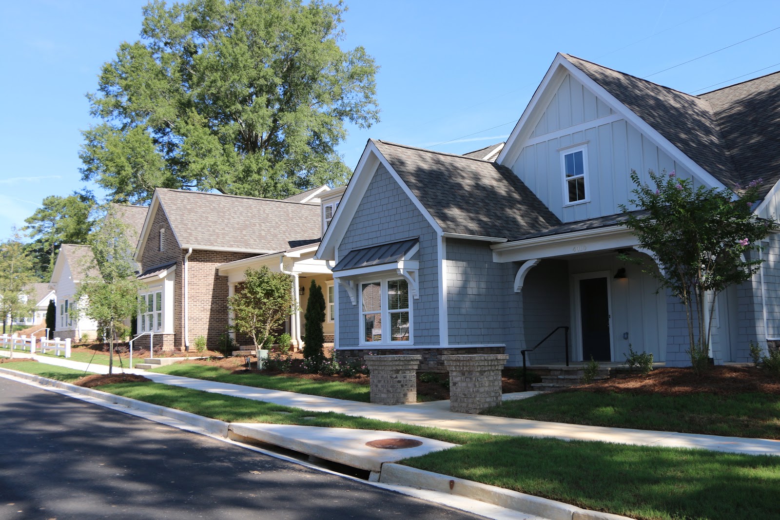 Sterling Estates of West Cobb Retirement Community - Independent & Assisted Living