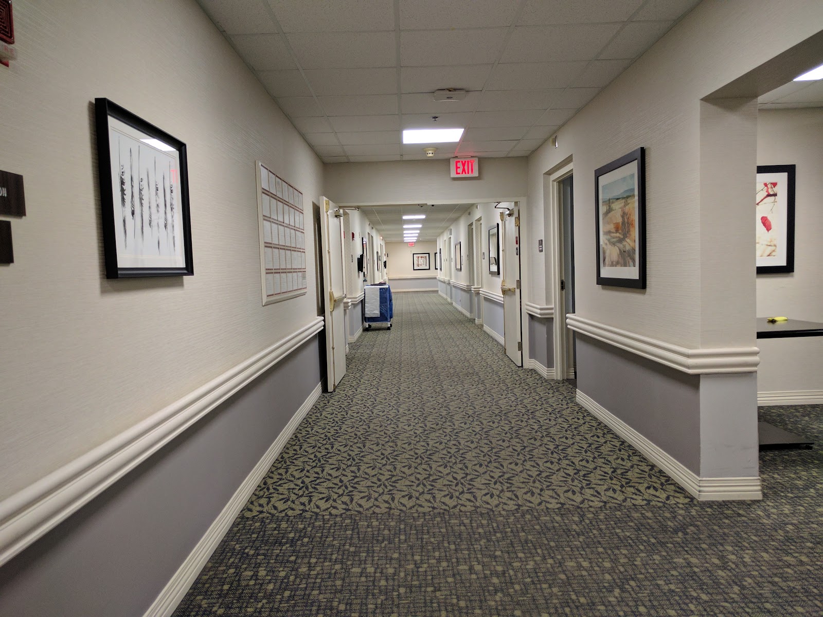 Lincolnwood Place