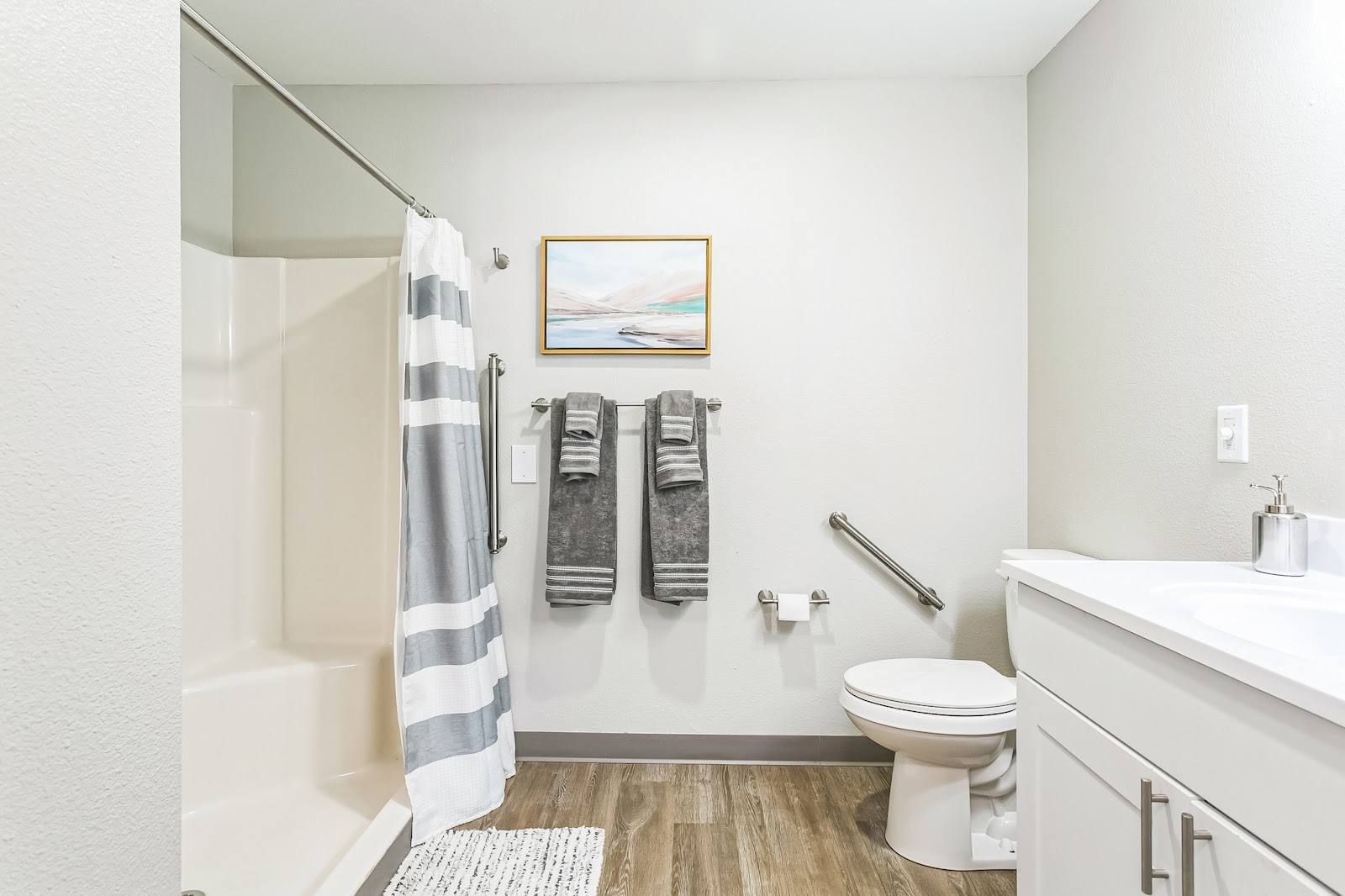 Lighthouse Pointe by Barclay House