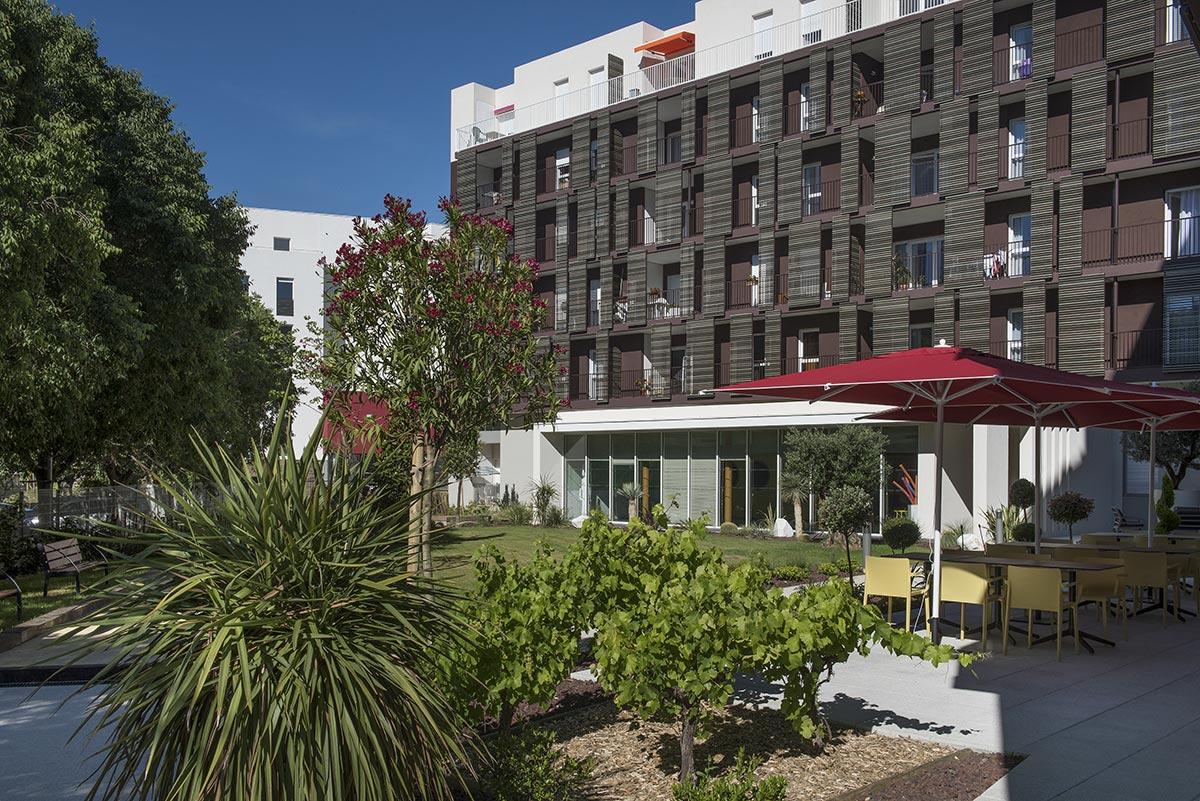 Résidence Services Seniors DOMITYS - Les Sarments Blonds