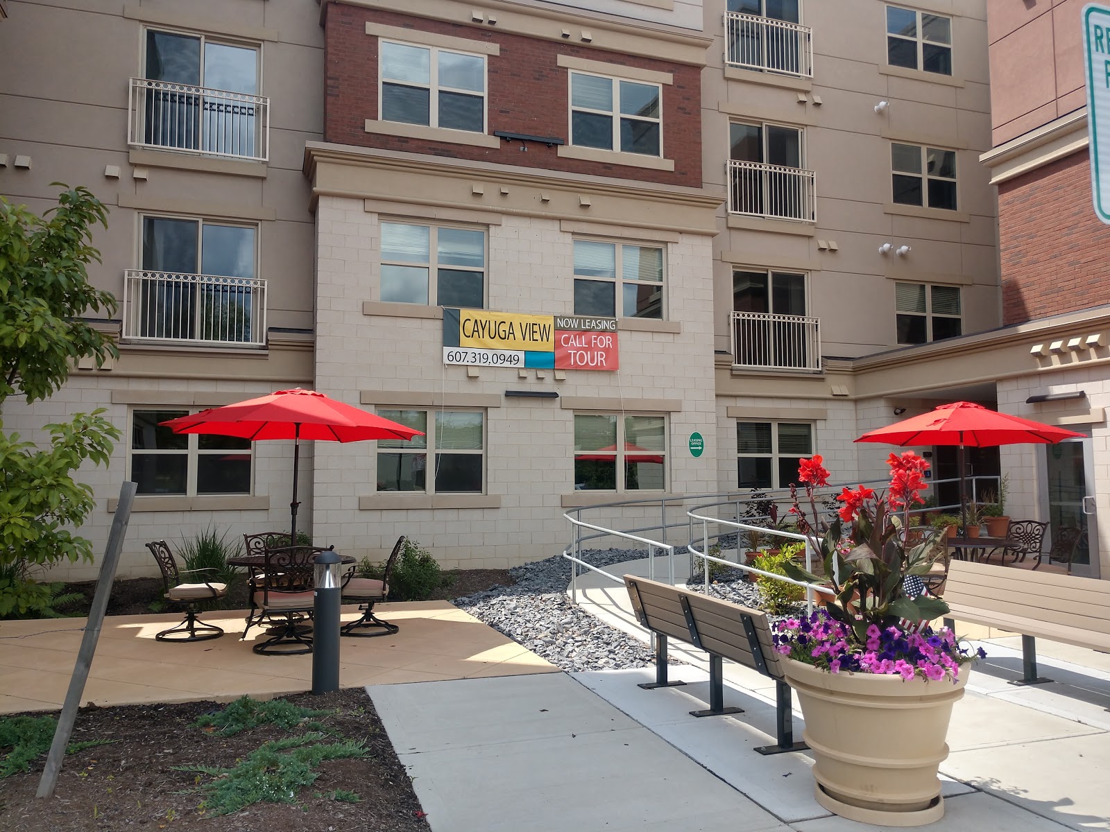 Cayuga View Luxury Living