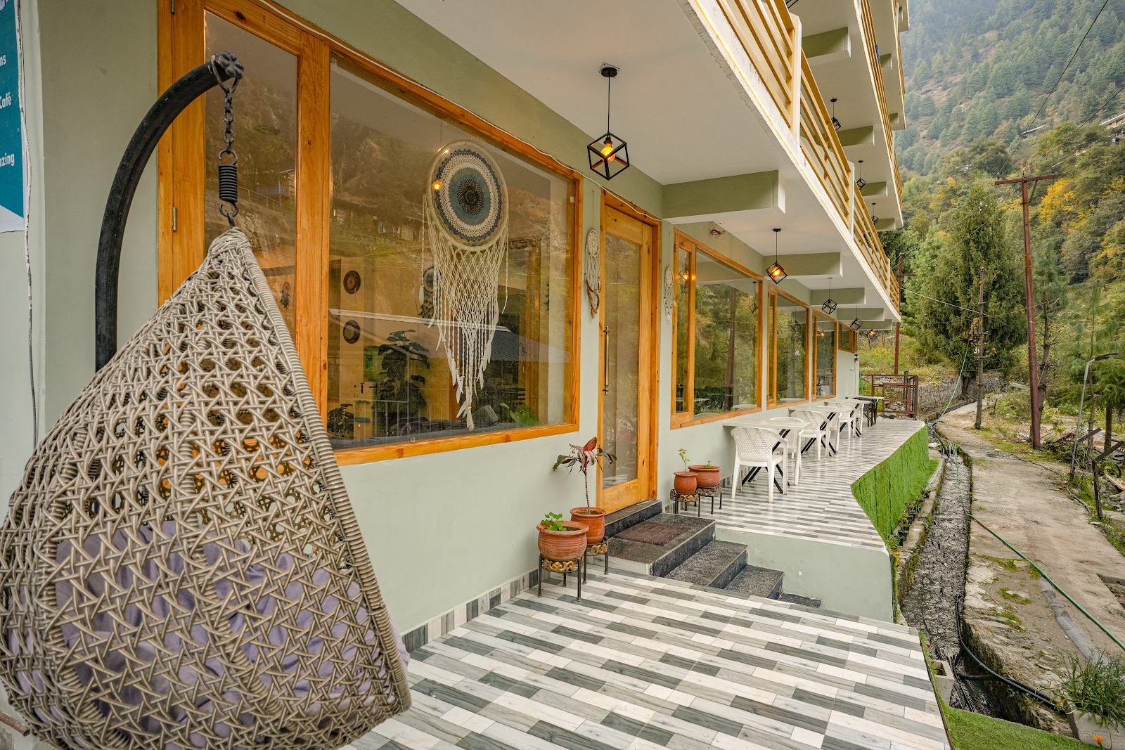 Hotel The Himalayan Stories - A Riverside Heaven Resort (Pure Vegetarian), Your next peaceful and offbeat stay in Manali